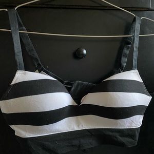 VS Padded Sports Bra
